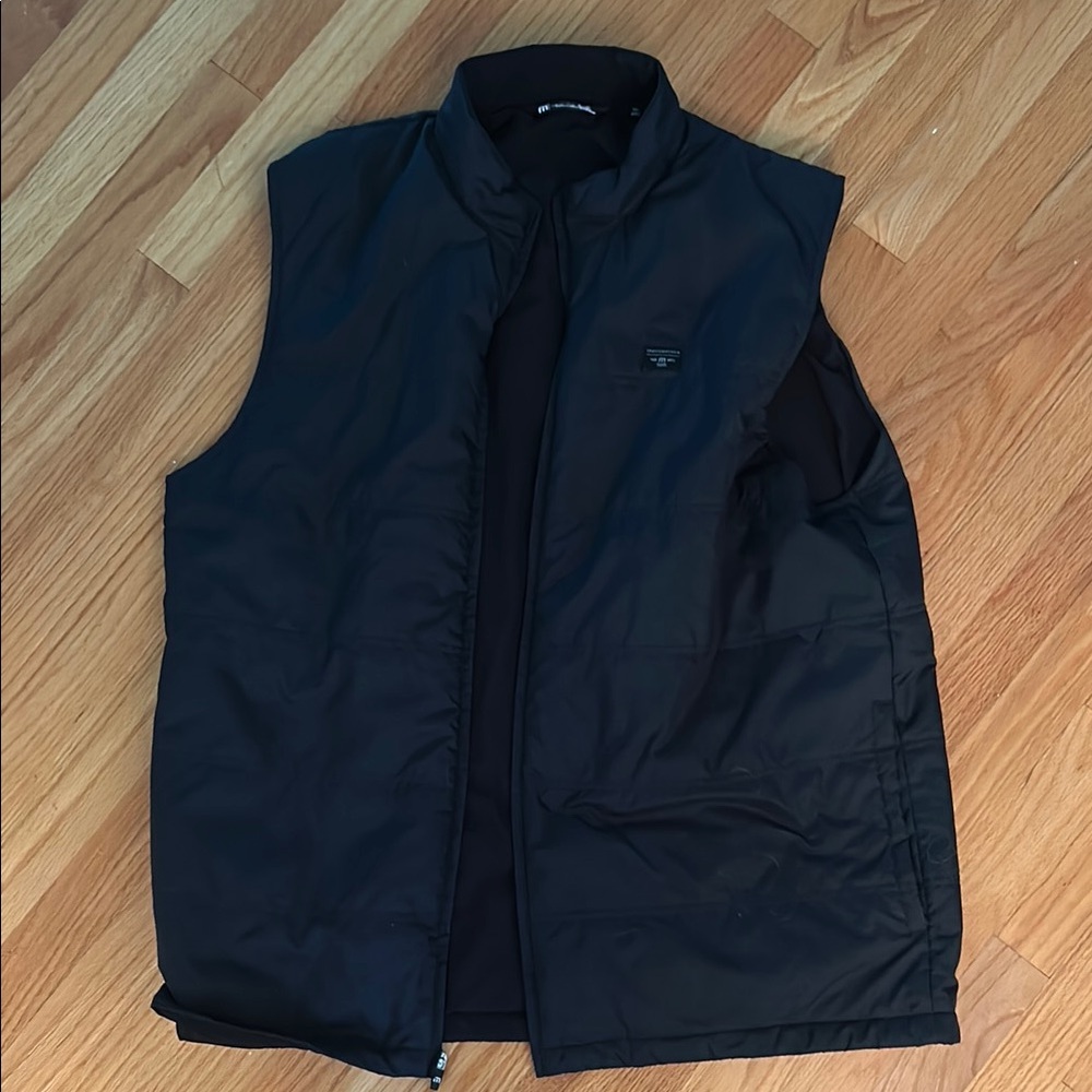 Travis Matthew Cold Bay Vest Men's Black Vest